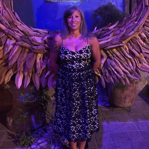 Meet your Posher, Penelope - Picture 1 of 1